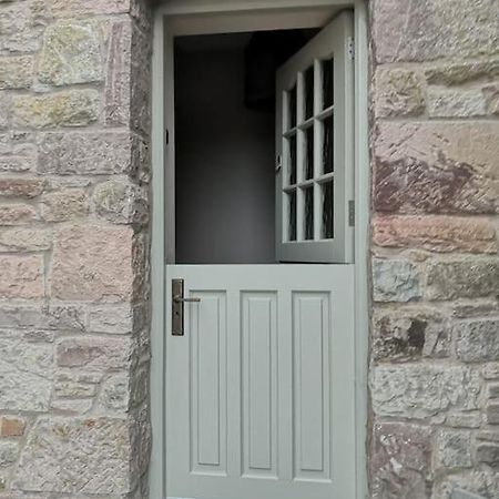 Converted Cattle Barn Overlooking Strangford Lough Newtownards Bagian luar foto