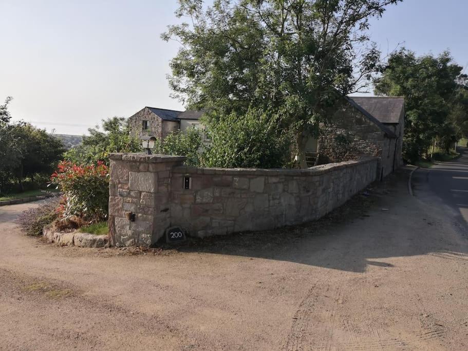 Converted Cattle Barn Overlooking Strangford Lough Newtownards Bagian luar foto